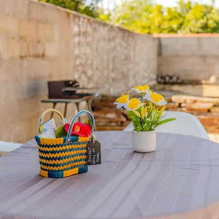 度假居 La Maison De Retz - 400m Centre - Jardin