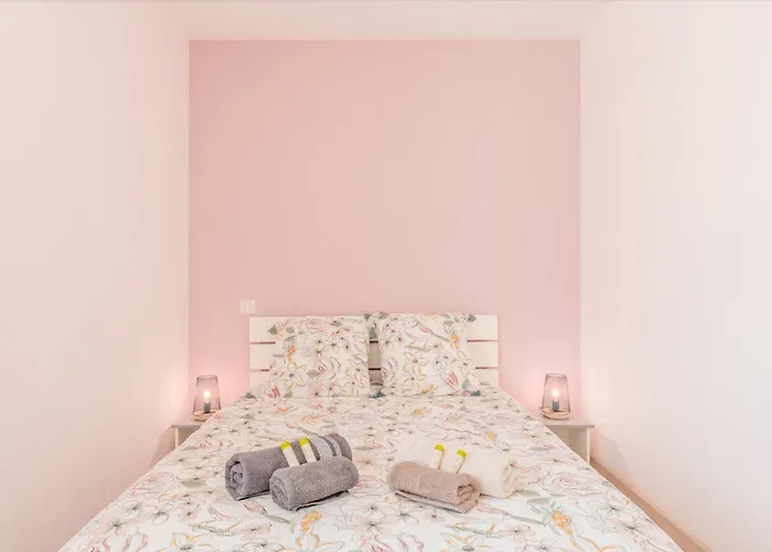 Сasa de vacaciones La Maison De Retz - 400m Centre - Jardin *