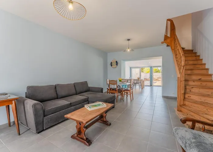 La Maison De Retz - 400m Centre - Jardin