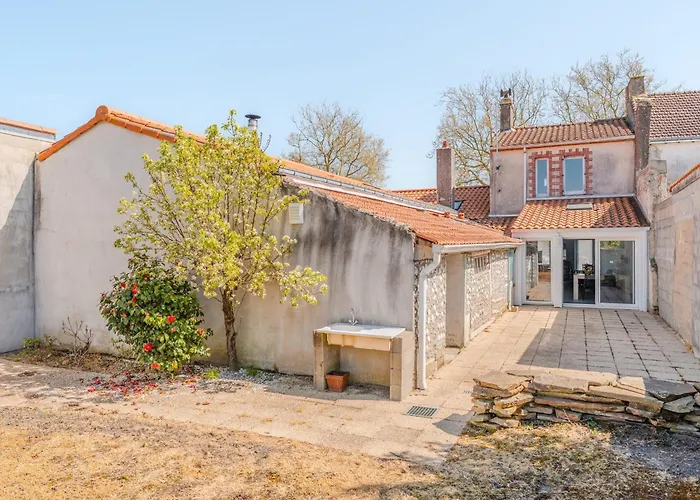 La Maison De Retz - 400m Centre - Jardin *