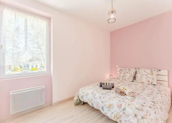 La Maison De Retz - 400m Centre - Jardin