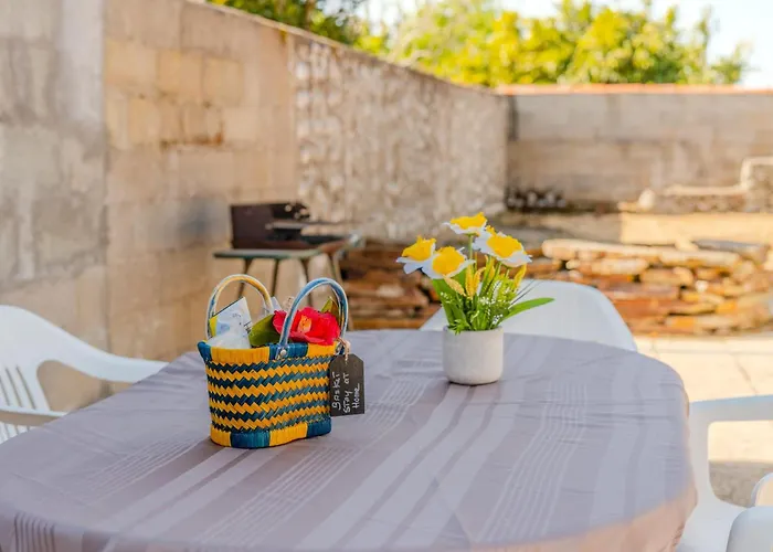 度假居 La Maison De Retz - 400m Centre - Jardin