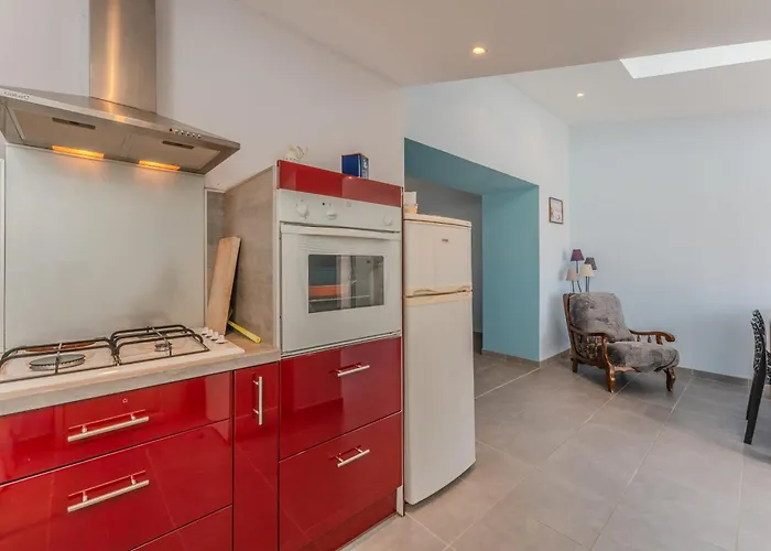 La Maison De Retz - 400m Centre - Jardin * Villeneuve-en-Retz